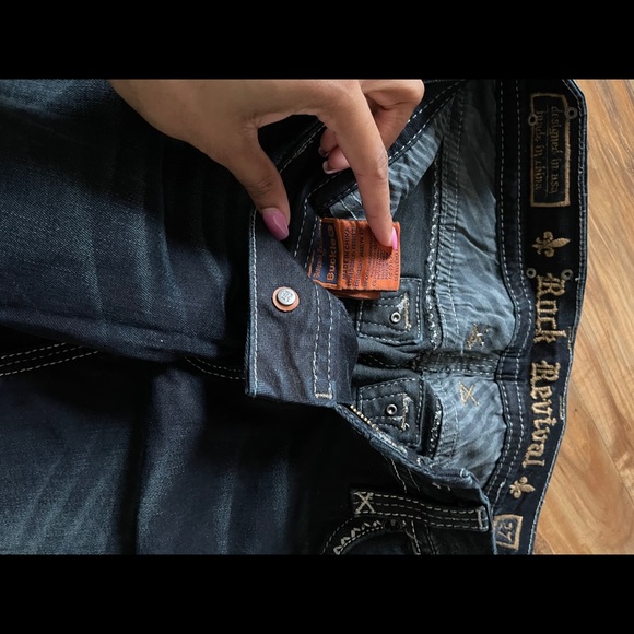 Jeans - Picture 5 of 11